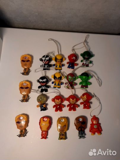 Игрушки из киндер сюрприз