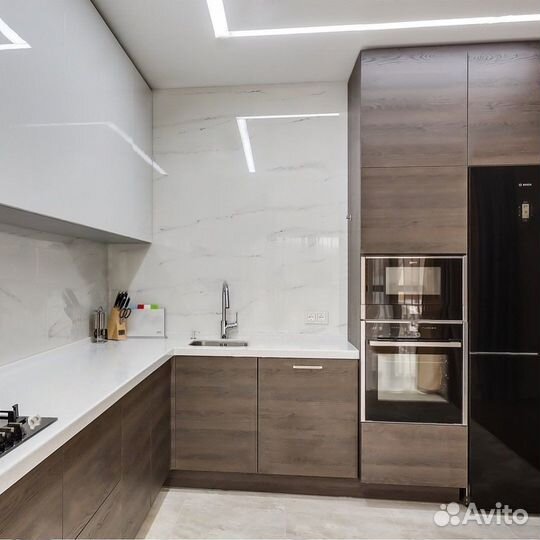 Кухня без ручек (цена за весь гарнитур) ксп:16007