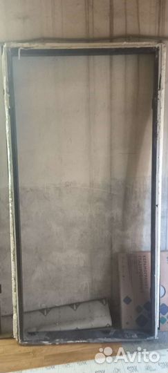 Дверь входная металлическая от застройщика
