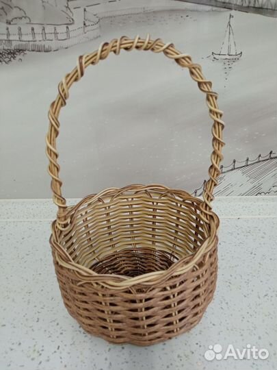 Корзина плетеная