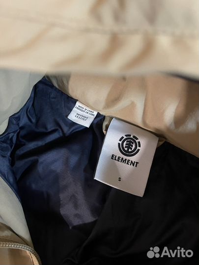 Пуховик женский Element