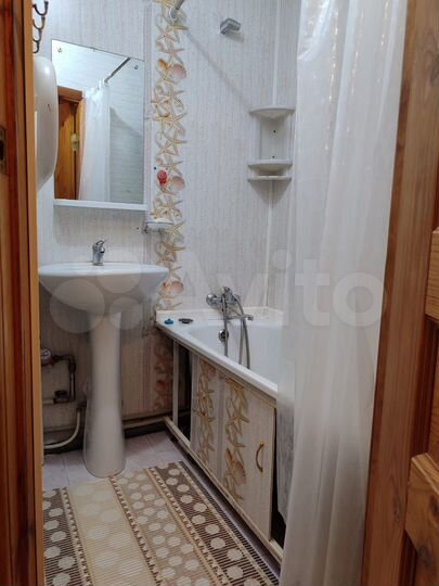 2-к. квартира, 52 м², 1/5 эт.