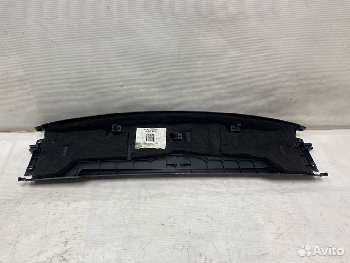 Обшивка крышки багажника Mercedes-Benz GLE 292