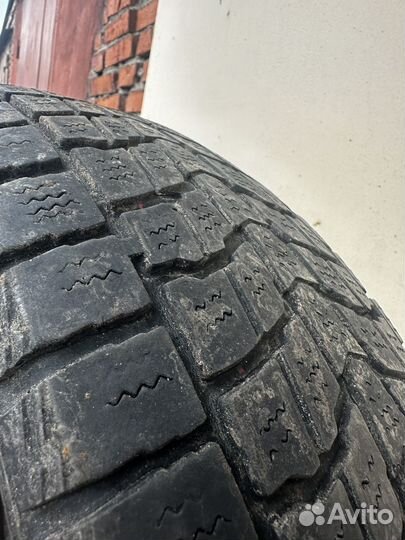 Dunlop Grandtrek SJ6 215/70 R16