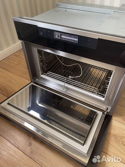 Встраиваемый шкаф шоковой заморозки Electrolux