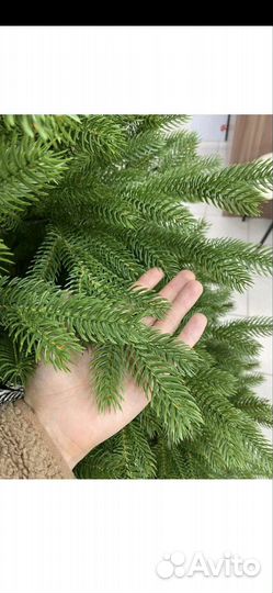 Елка искусственная