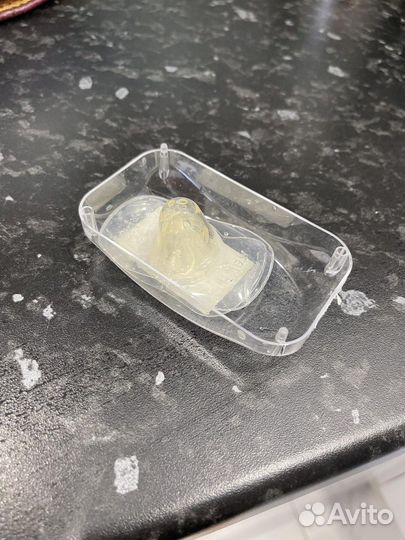 Накладки на грудь avent