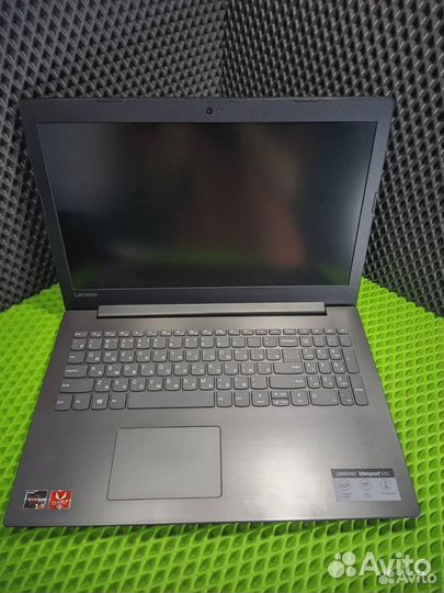 Ноутбук Lenovo Ryzen3/SSD256/Vega3