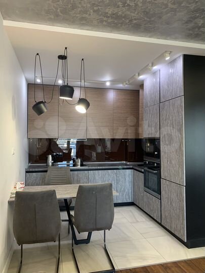 2-к. квартира, 45 м², 8/16 эт.