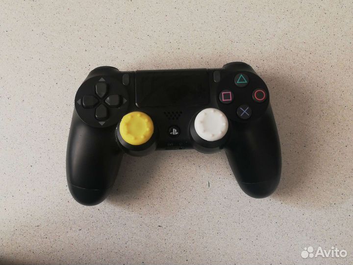 Sony PS4 pro 1tb fortnite edition