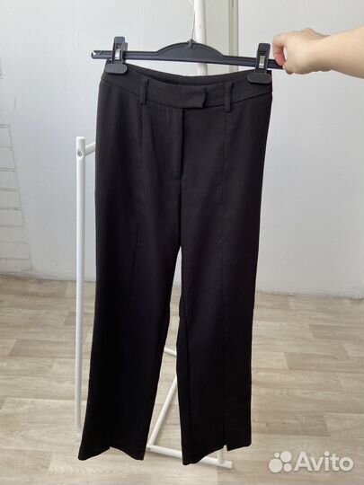 Брюки с разрезами