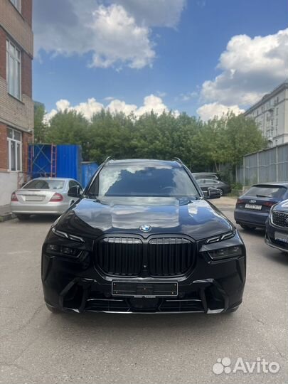 BMW X7 3.0 AT, 2023, 9 045 км