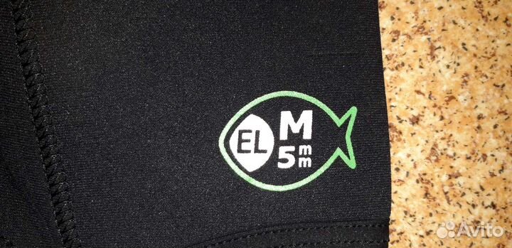 Гидрокостюм Скорпена 5мм и обмундирование новое