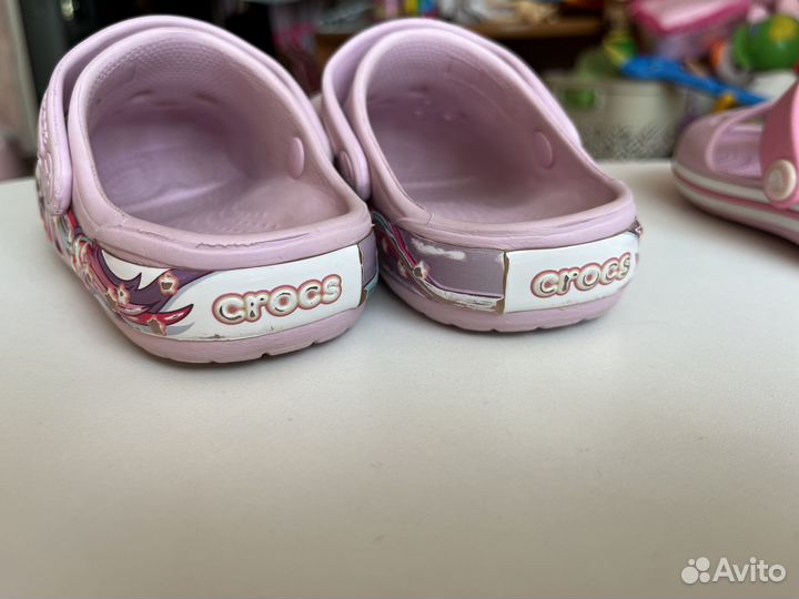 Сабо и сандалии crocs