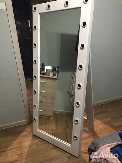 Гримерное зеркало