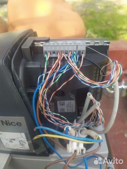 Пульты для ворот,роллет, шлагбаума