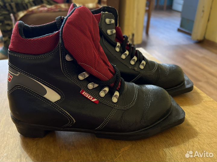 Ботинки лыжные ISG