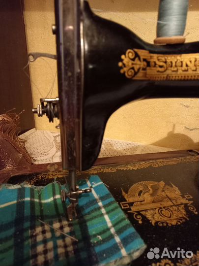 Швейная машина Singer