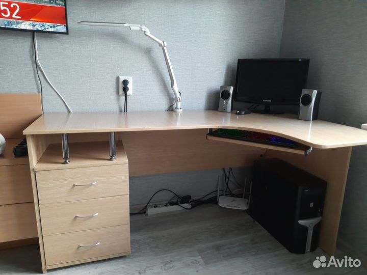 Компьютерный стол бу