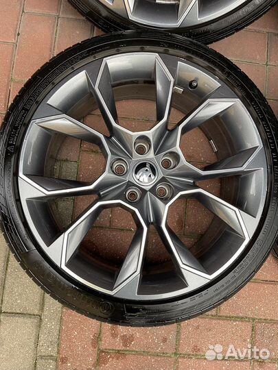 Оригинальные колёса Xtreme Skoda Oktavia RS r19