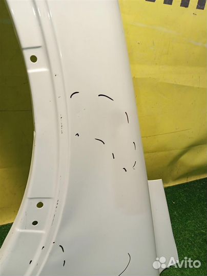 Крыло переднее левое Volvo XC90 2002