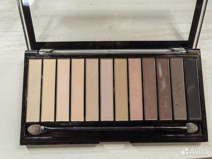 Тени для век