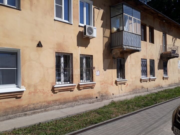 3-к. квартира, 72 м², 1/2 эт.
