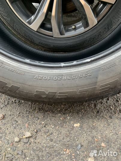 Bridgestone Dueler H/L 33A 235/55 R20 102H