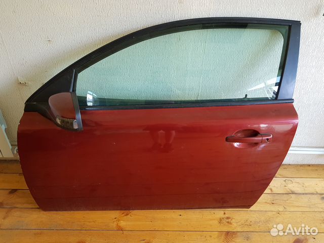 Дверь левая Volvo C30 (2007)