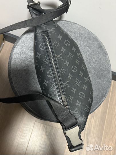 Поясная сумка louis vuitton discovery pm