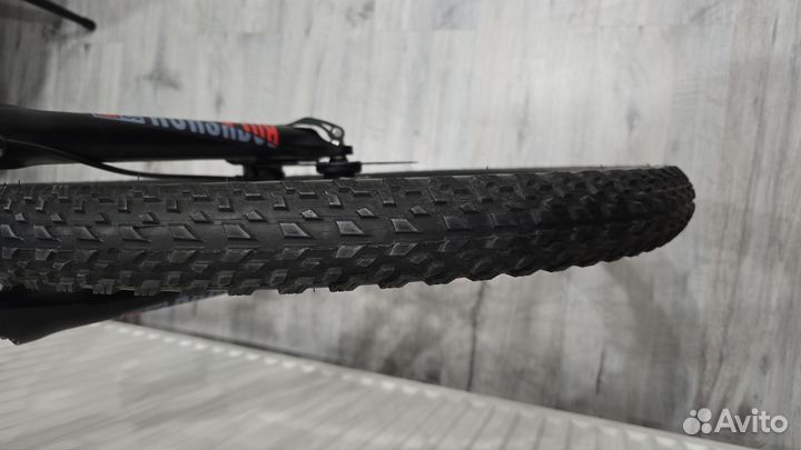 Покрышки для велосипеда 27.5