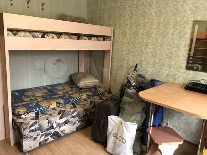 Комната 12 м² в 7-к., 2/4 эт.