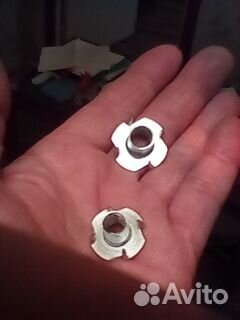 Мебельная Забивная гайка на 8 и 10 мм новая