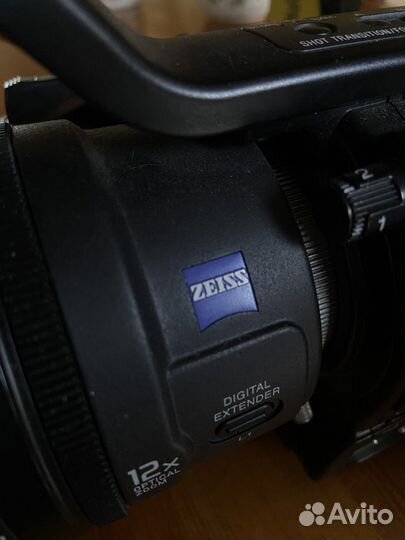 Sony HDR-FX1E, Sony Z7