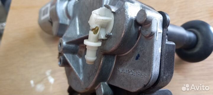 Haval F7 Моторчик стеклоочистителя с форсункой