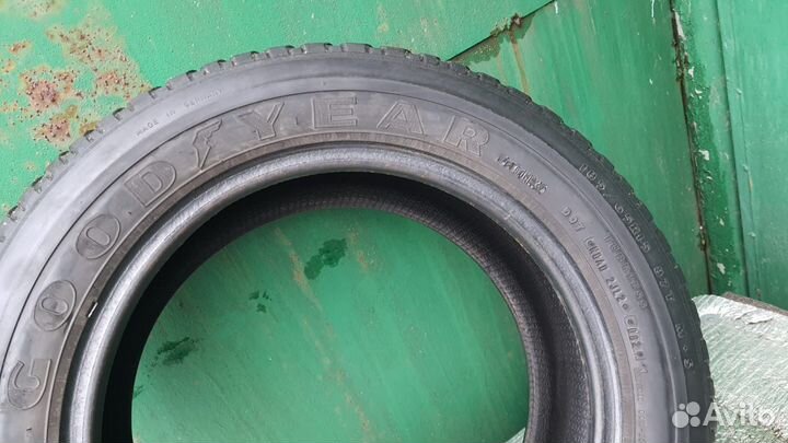 Goodyear Ultra Grip 300 185/65 R15 87T