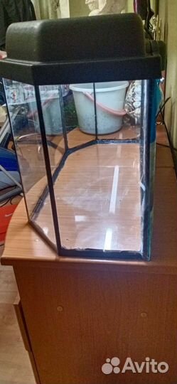 Аквариум 70л Ш 68 Г 28 В 37 с лампой