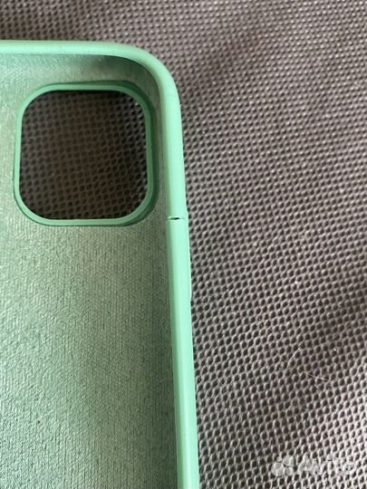 Чехол на iPhone 11