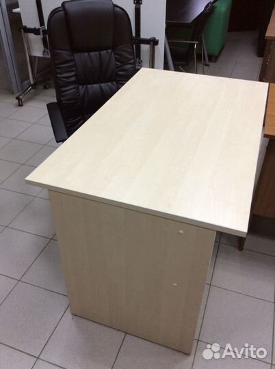 Письменные столы 
