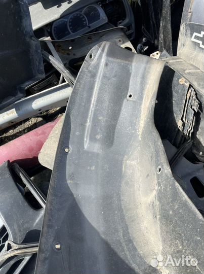 Локер подкрылок сузуки гранд витара 98-05