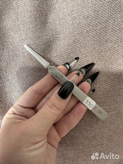 Пинцет для ресниц