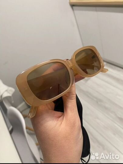 Солнцезащитные очки