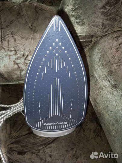 Утюг новый паровой с гарантией