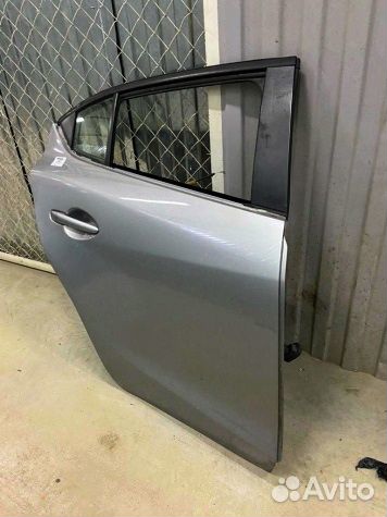 Дверь задняя правая Mazda 3 Bm
