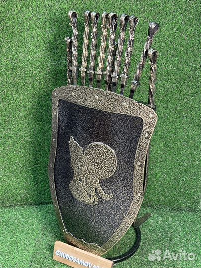 Щит подставка / Кованные шампура / Набор шампуров