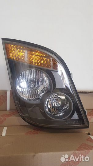 Фары на hyundai юниверс