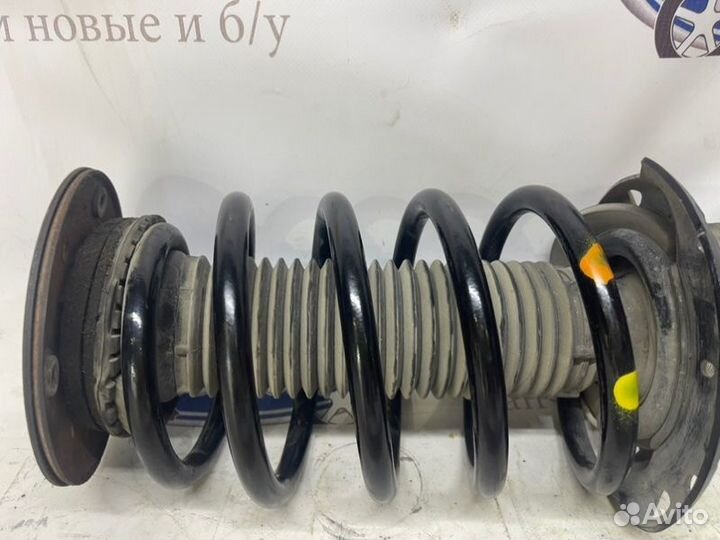 Амортизатор в сборе левый Volvo Xc60