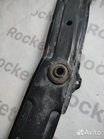 Планка радиатора Nissan Pixo 2012