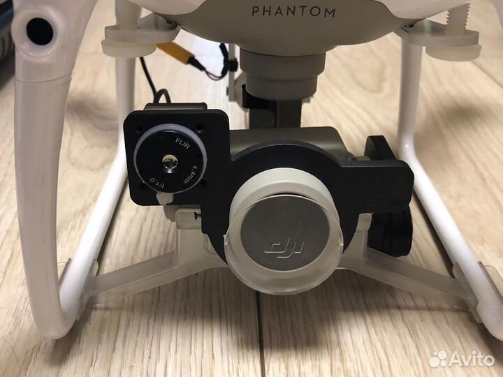 Квадрокоптер DJI Fantom 4 pro c тепловизором