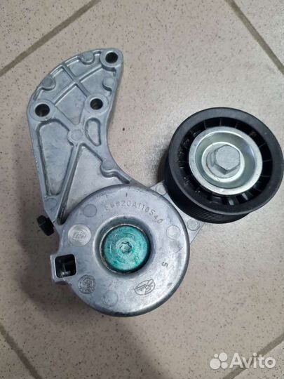 Натяжитель ролик ремня приводного туарег 3.2 новый